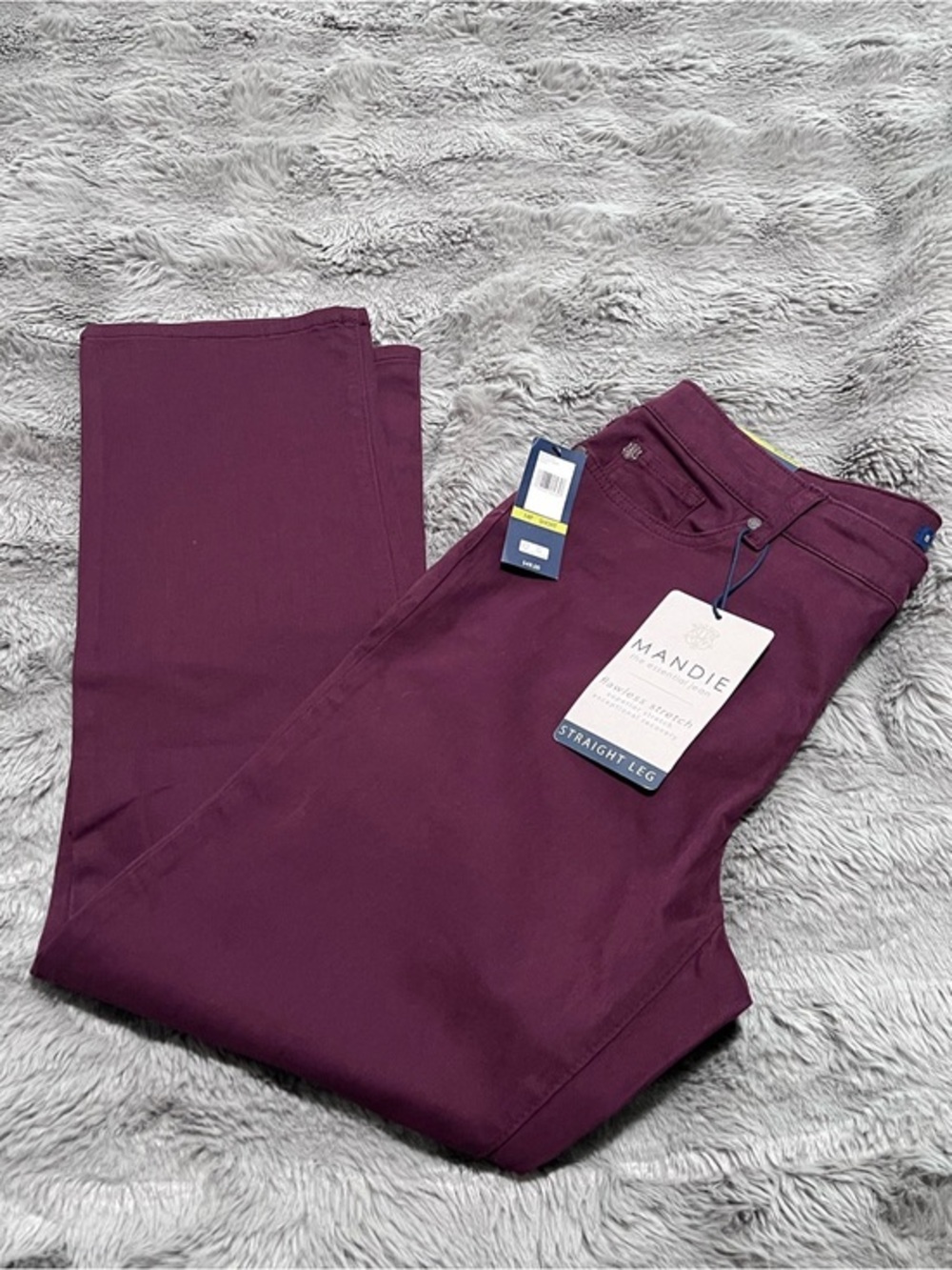 Bandolino burgundy jeans new with tags